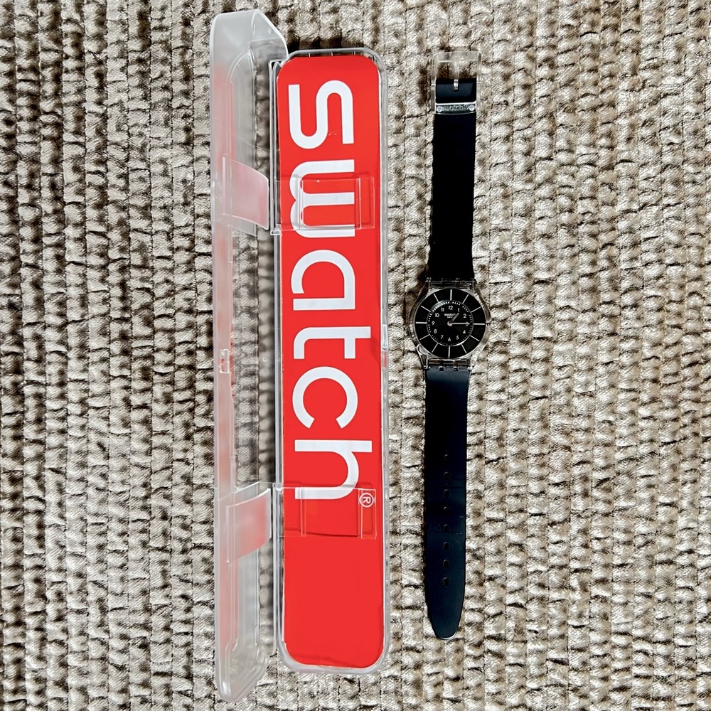 UNISEX water resistant slim watch IN BOX